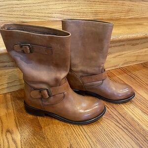 Alcala's handcrafted leather moto boots size 8